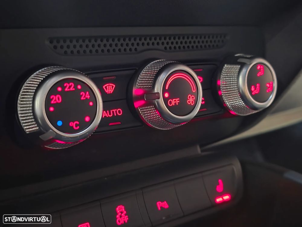 Audi A1 Sportback 1.6 TDI S-line - 22