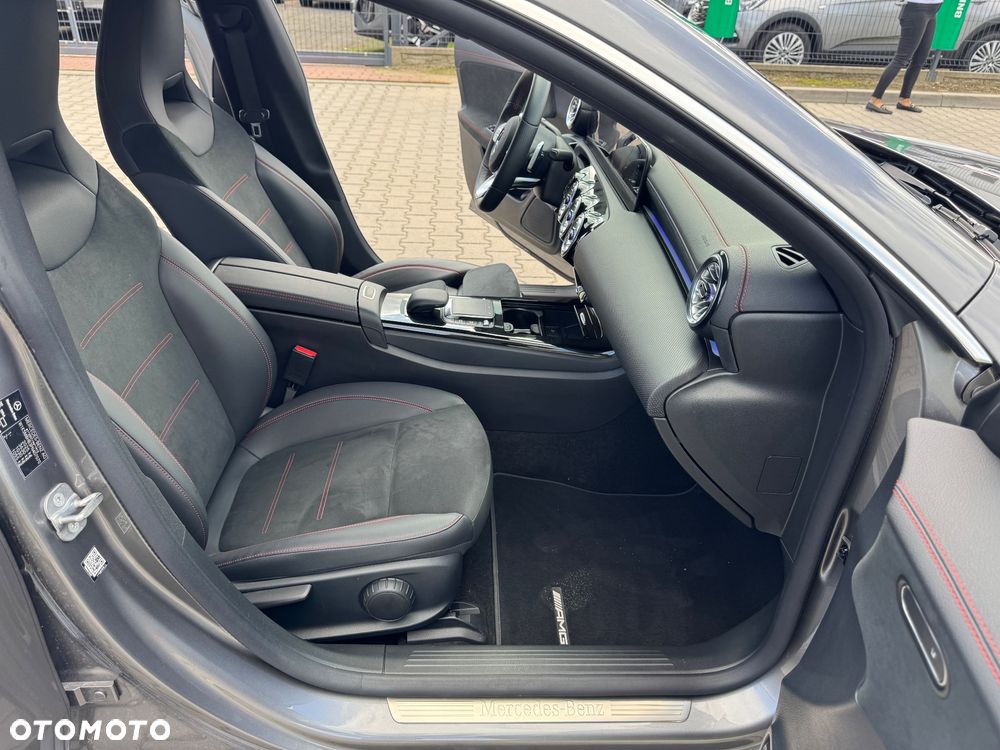 Mercedes-Benz CLA 200 Shooting Brake 7G-DCT Edition AMG Line - 16