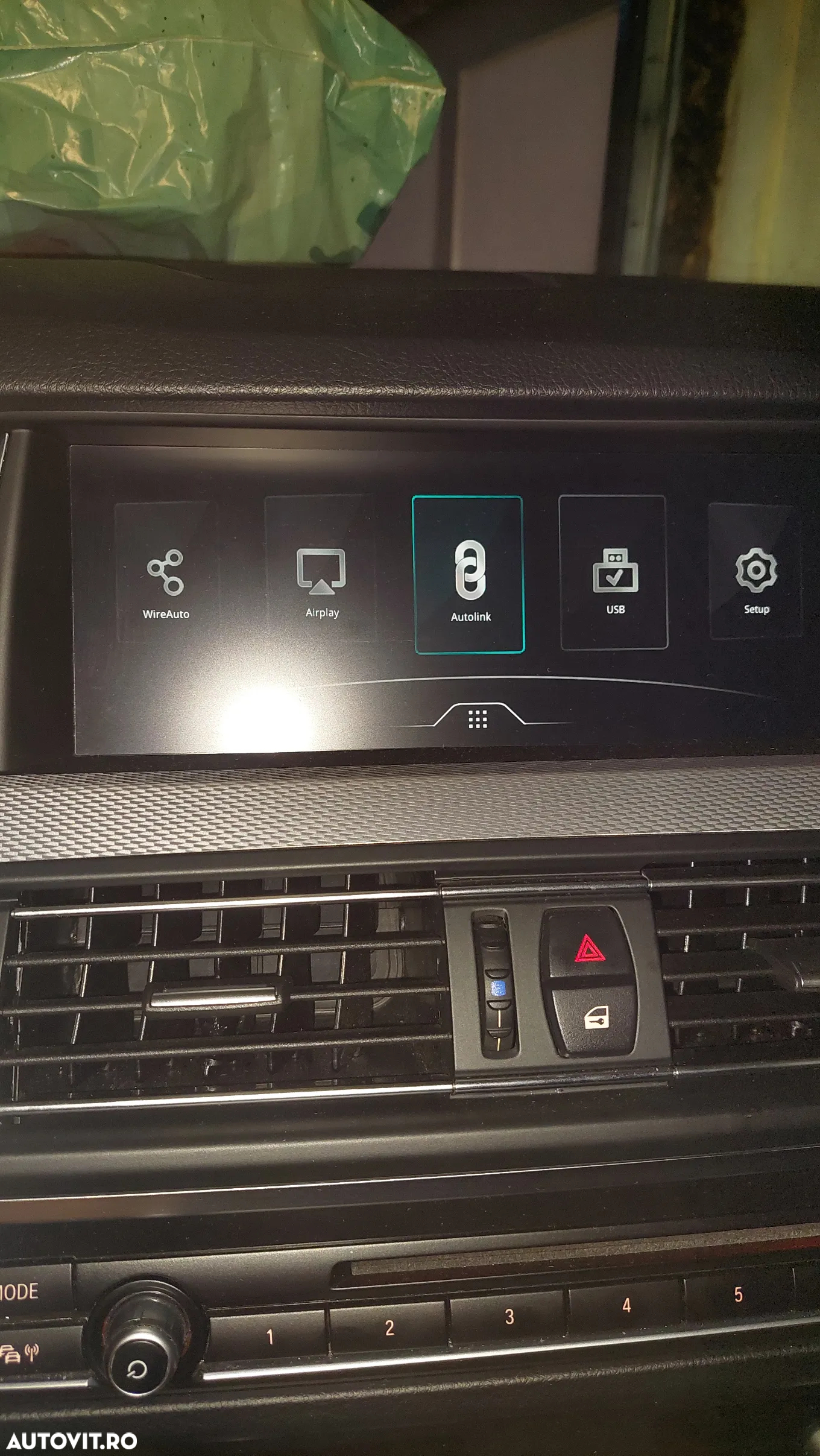 BMW Seria 5 528i xDrive - 9