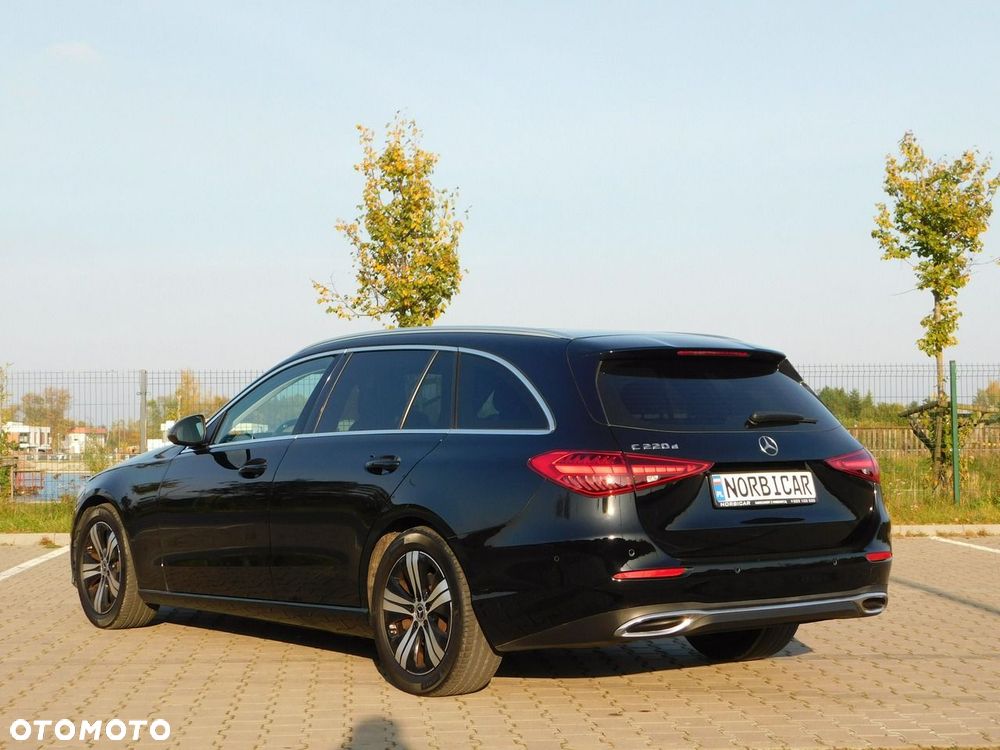 Mercedes-Benz C-Class 2022 photo 4