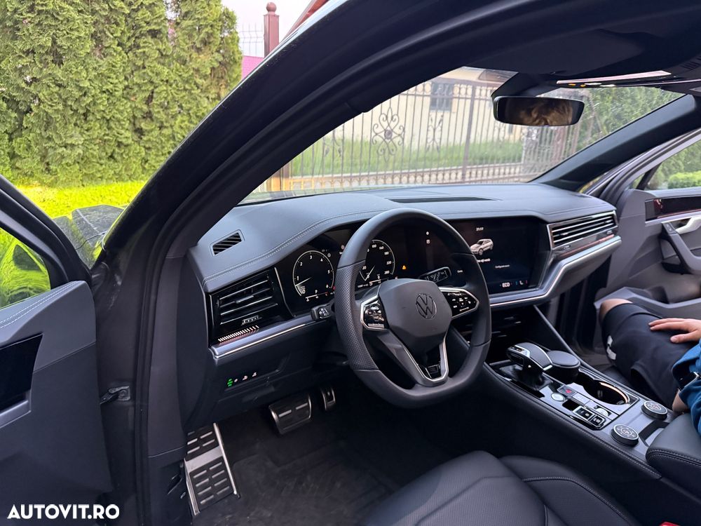 Volkswagen Touareg - 8