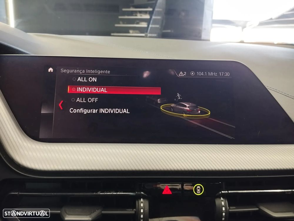 BMW 116 d Pack M - 26