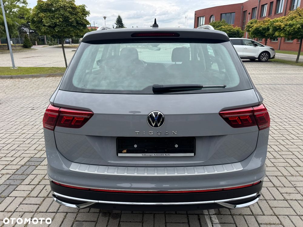 Volkswagen Tiguan - 19