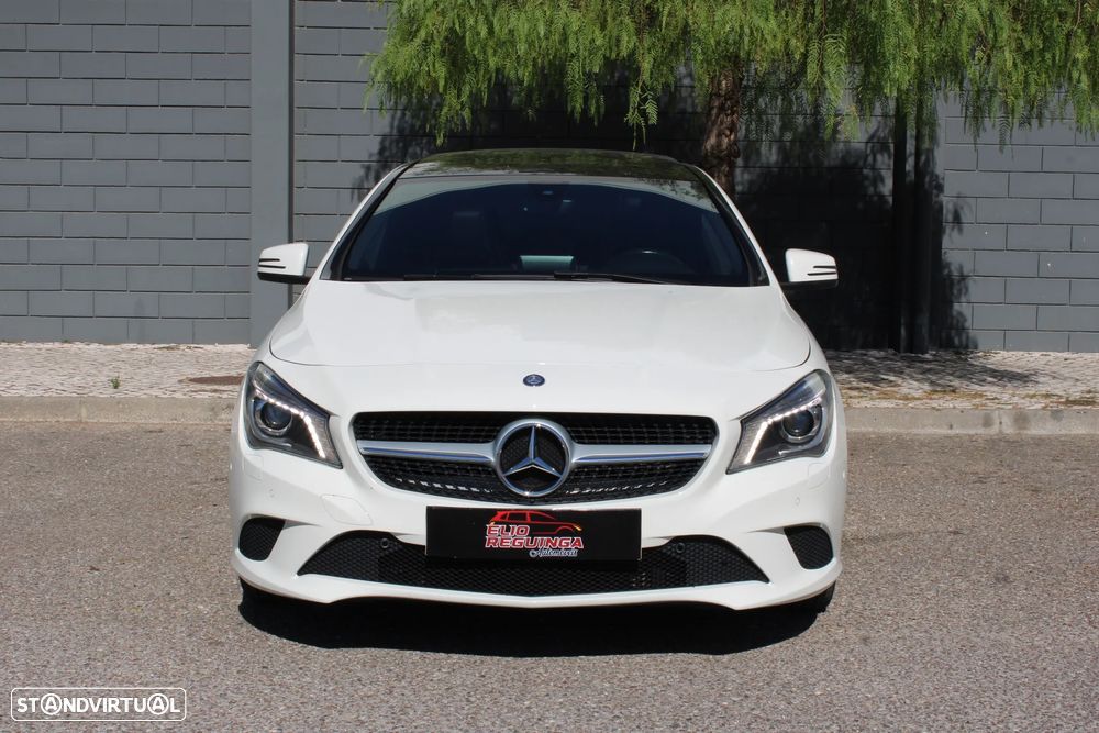 Mercedes-Benz CLA 200 d Shooting Brake Urban - 3