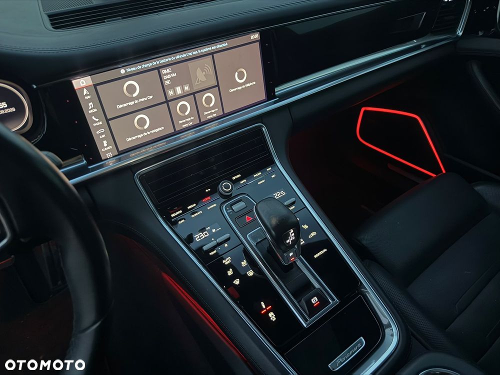 Porsche Panamera 4S E-Hybrid - 18