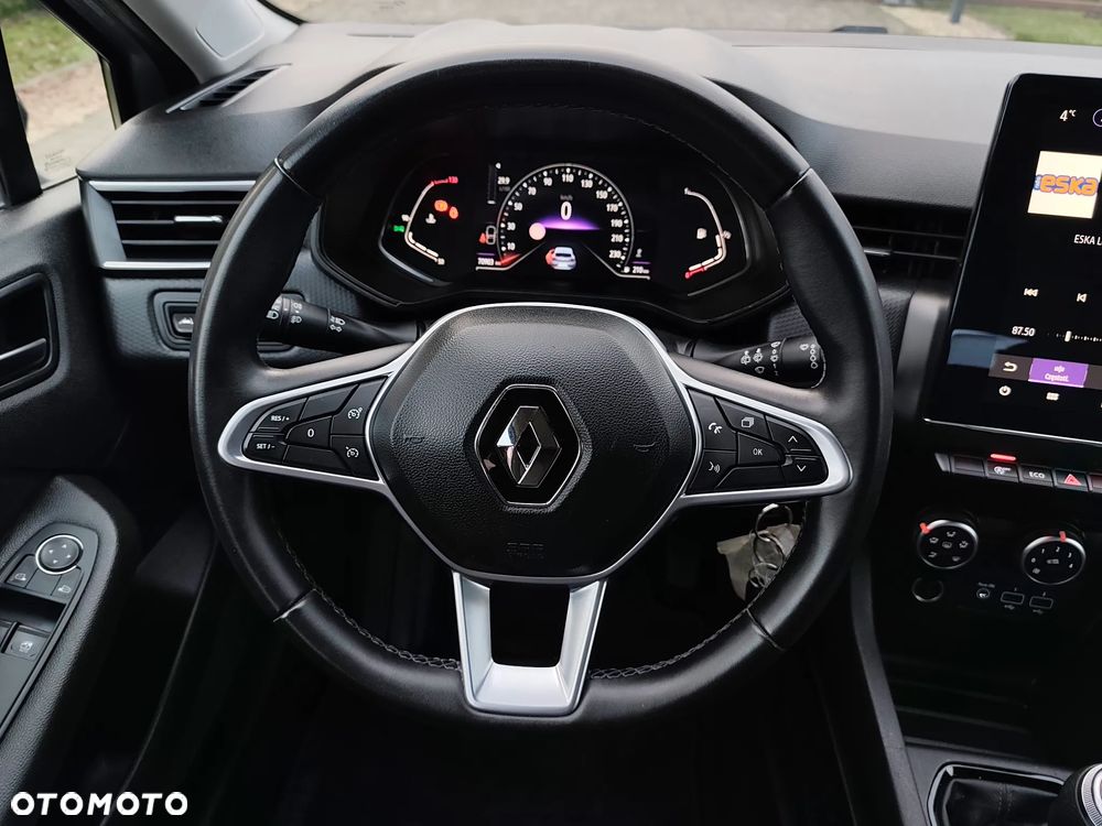 Renault Clio BLUE dCi 100 BUSINESS EDITION - 28