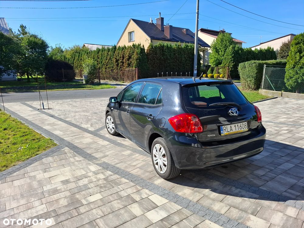 Toyota Auris 1.4 VVT-i Luna - 1