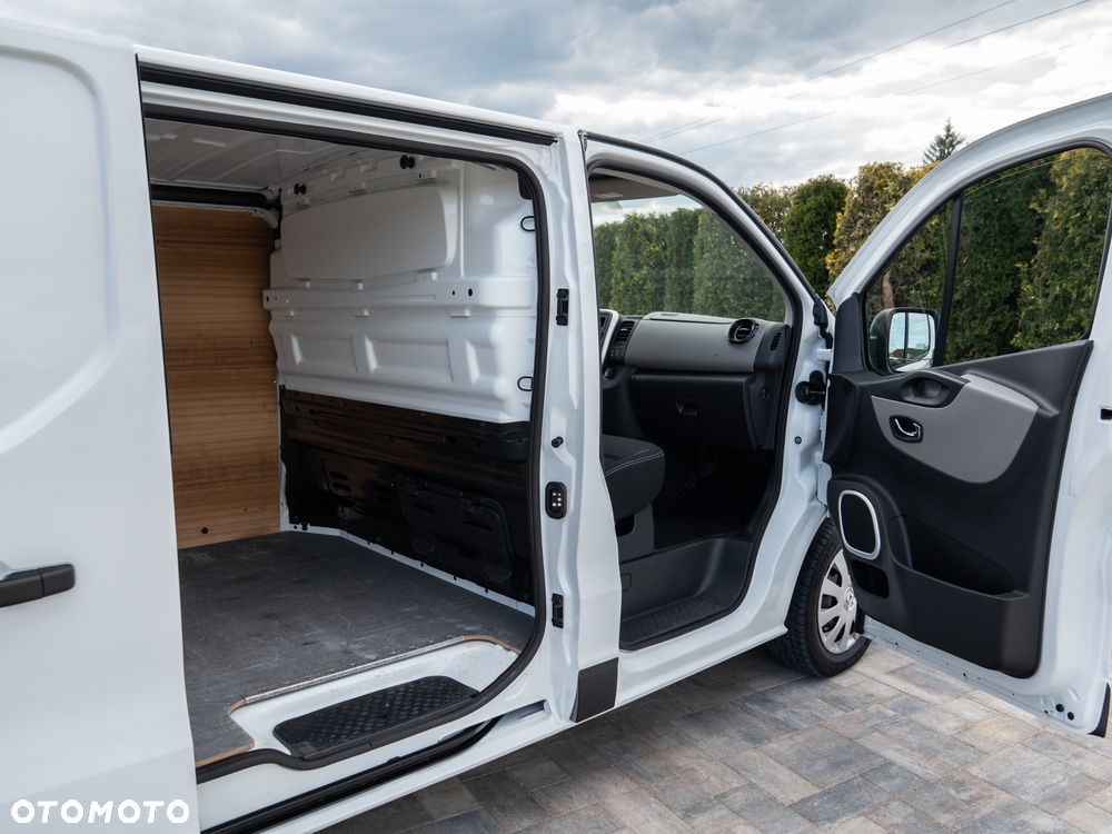 Renault TRAFIC L2H1 - 25
