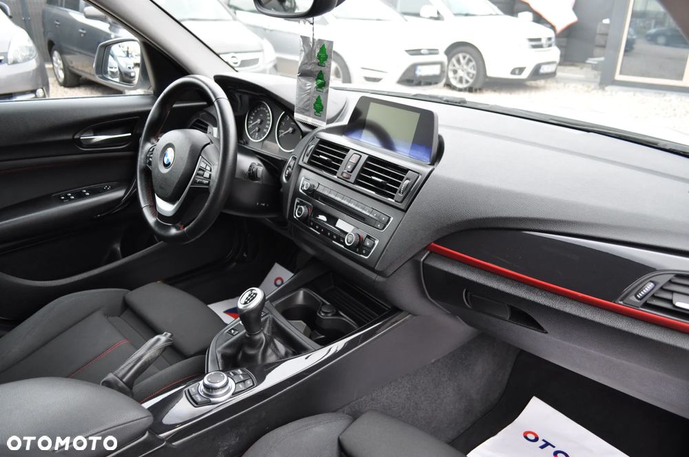 BMW Seria 1 118i - 15