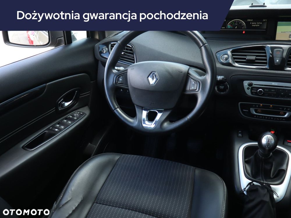 Renault Grand Scenic - 9