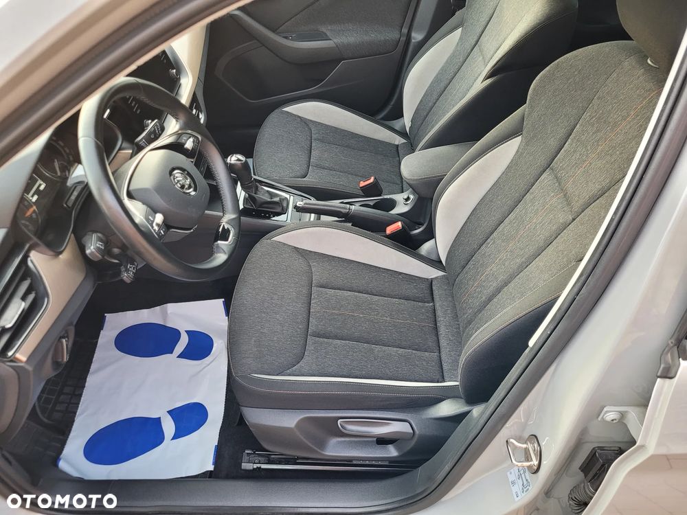 Skoda Kamiq 1.5 TSI Style DSG - 20