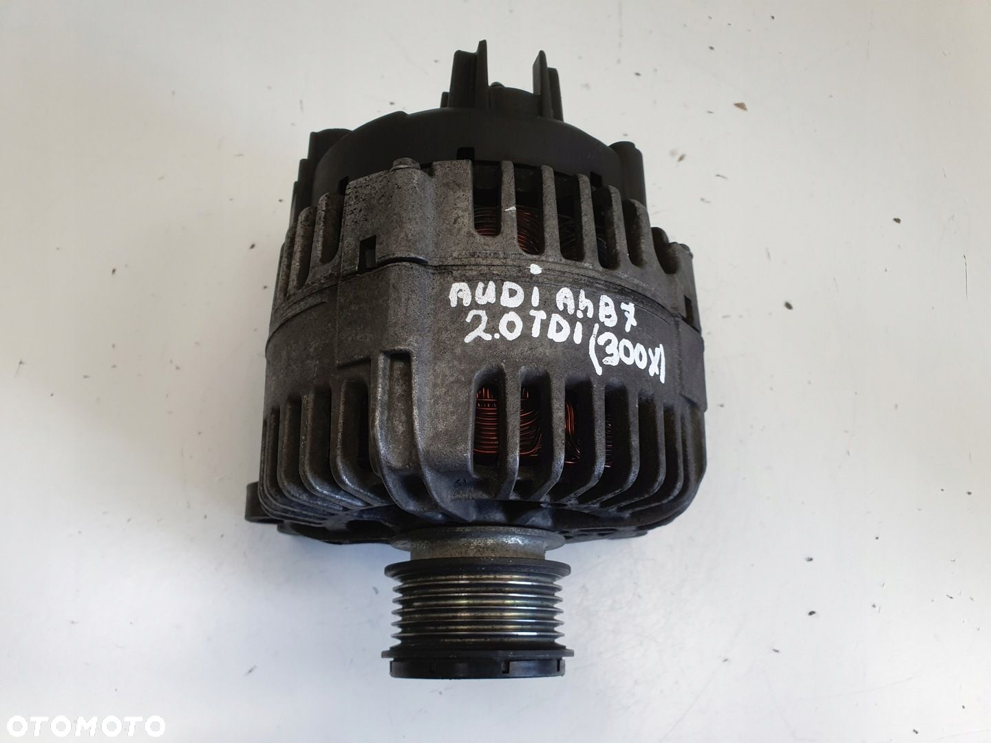 Audi A4 B7 2.0 TDI ALTERNATOR 06F903023H valeo 140A - 7