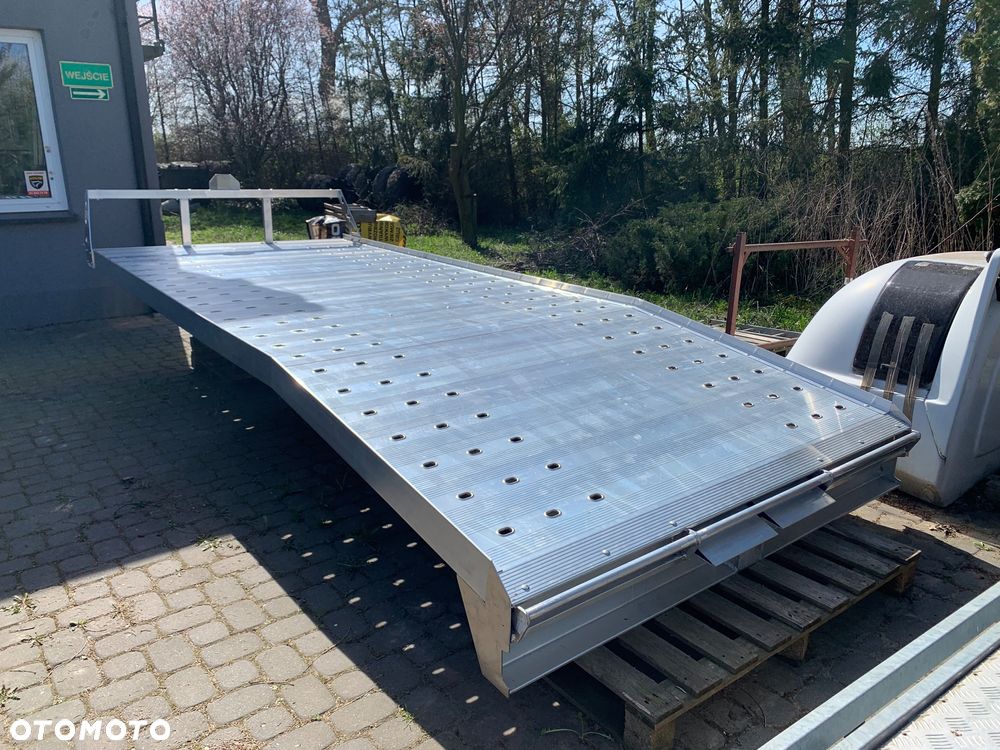 Laweta autolaweta najazd pomoc drogowa Mercedes Renault Fiat Iveco - 7