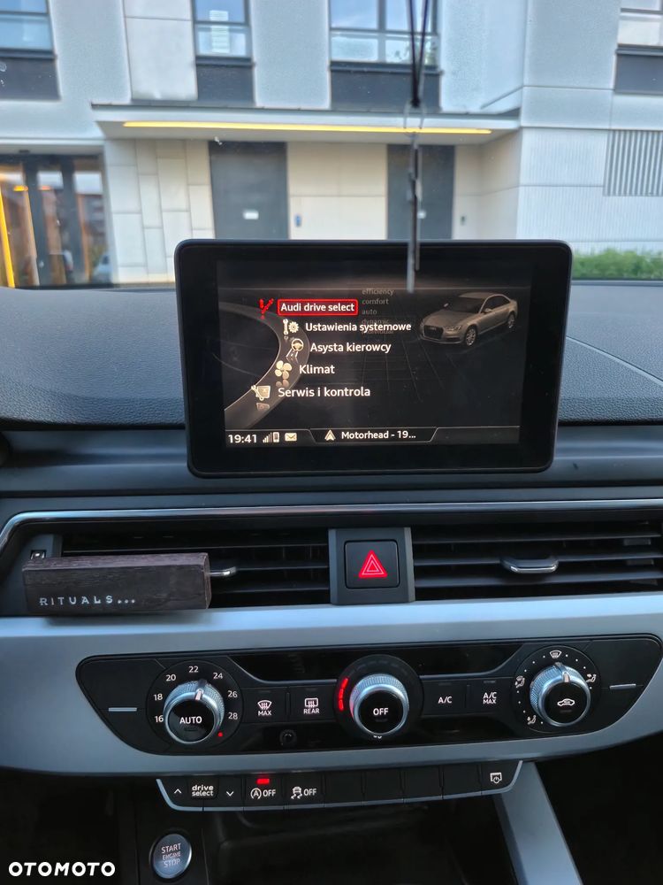 Audi A4 Limousine 2.0 TDI S tronic - 14