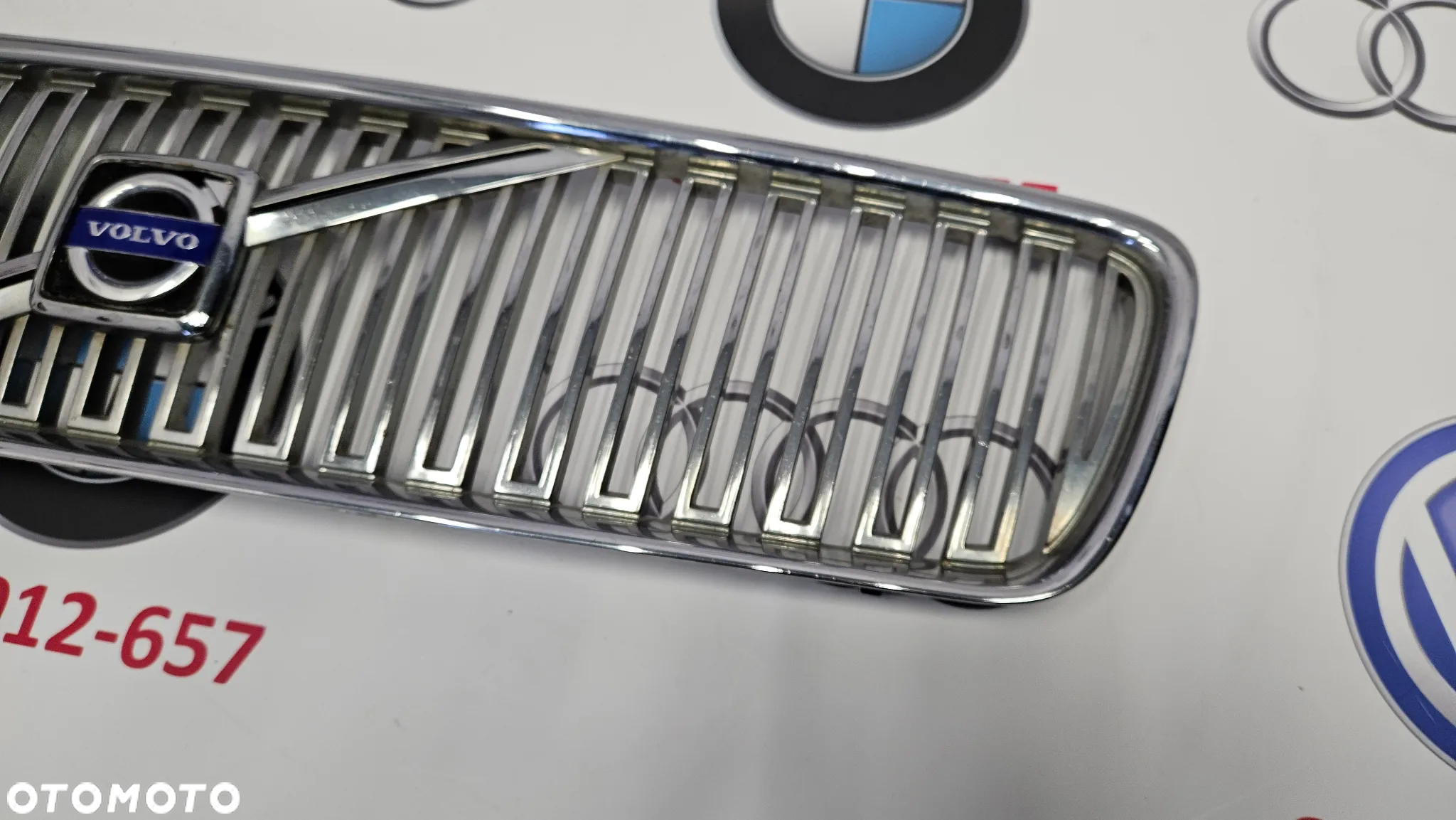 Volvo V50 2003-2007 Atrapa zderzaka Grill Kratka Chrom 08678680 Stan BDB Wszystkie mocowania całe - 5
