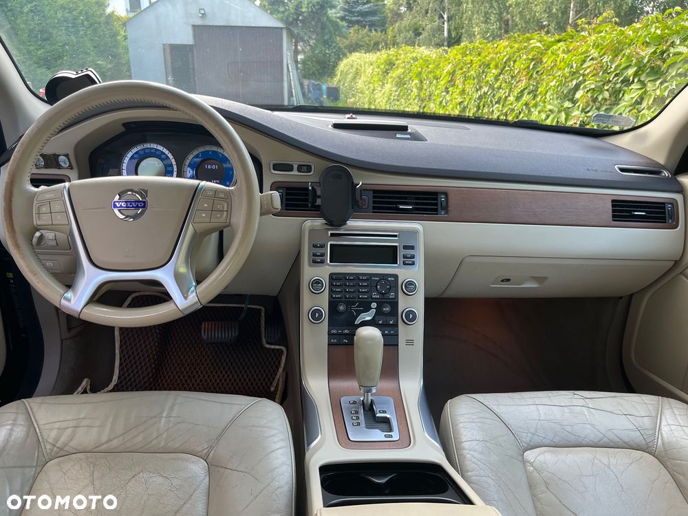Volvo S80 - 10