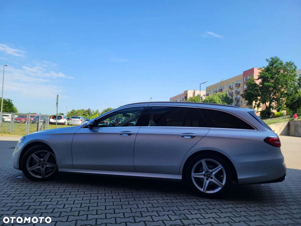 Mercedes-Benz Klasa E 220 d 9G-TRONIC AMG Line - 22