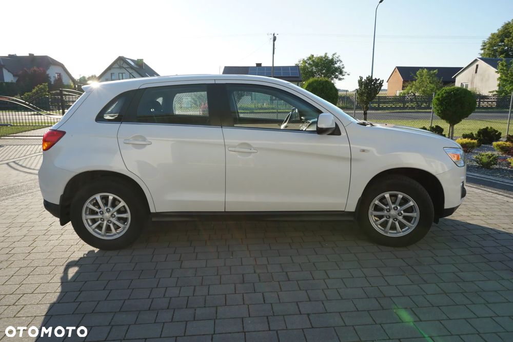 Mitsubishi ASX - 3