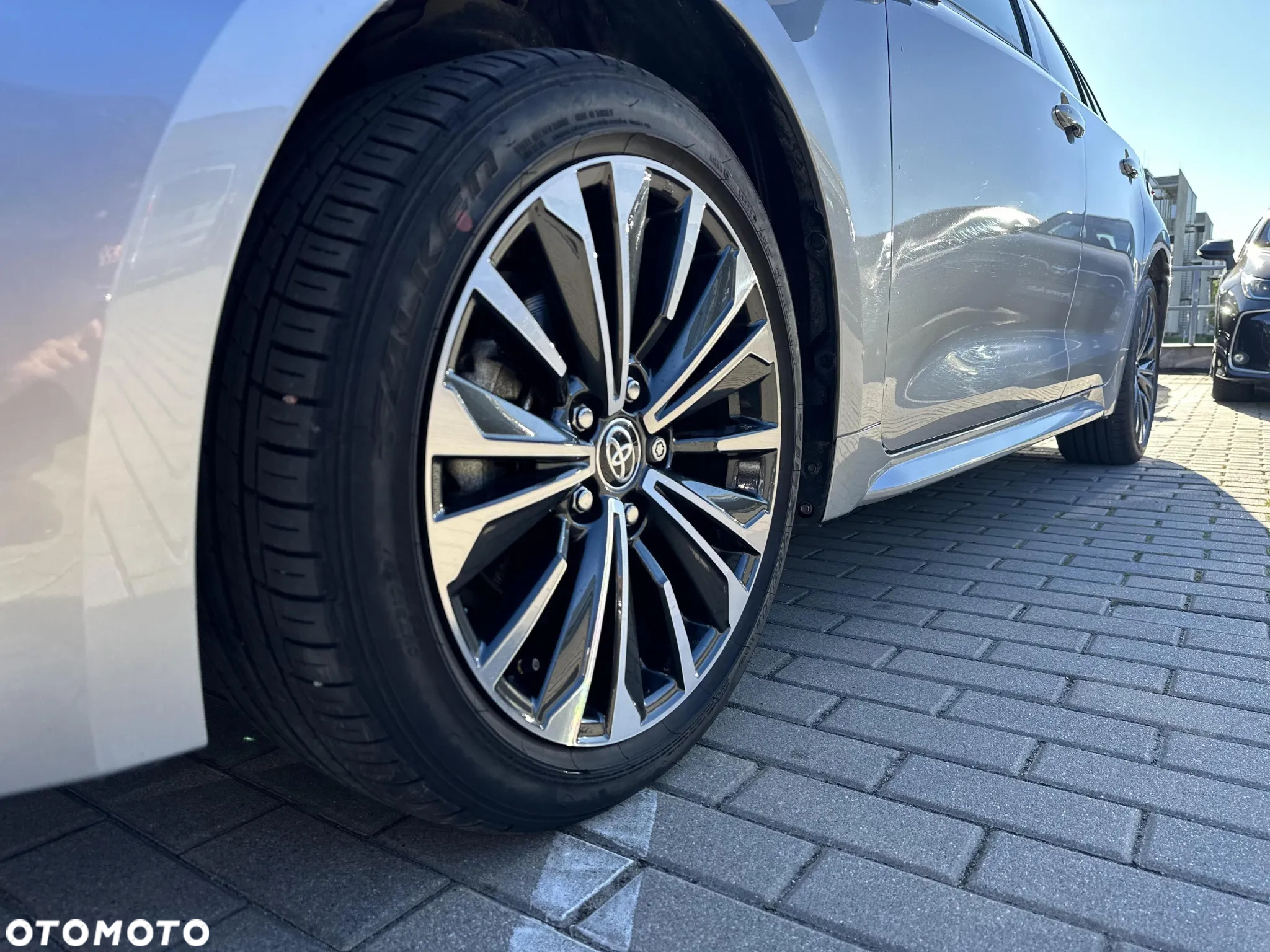 Toyota Corolla 1.8 Hybrid Style - 9