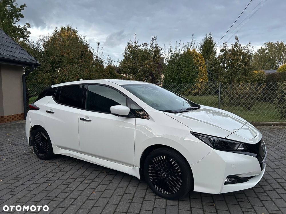 Nissan Leaf 39 kWh Tekna - 1