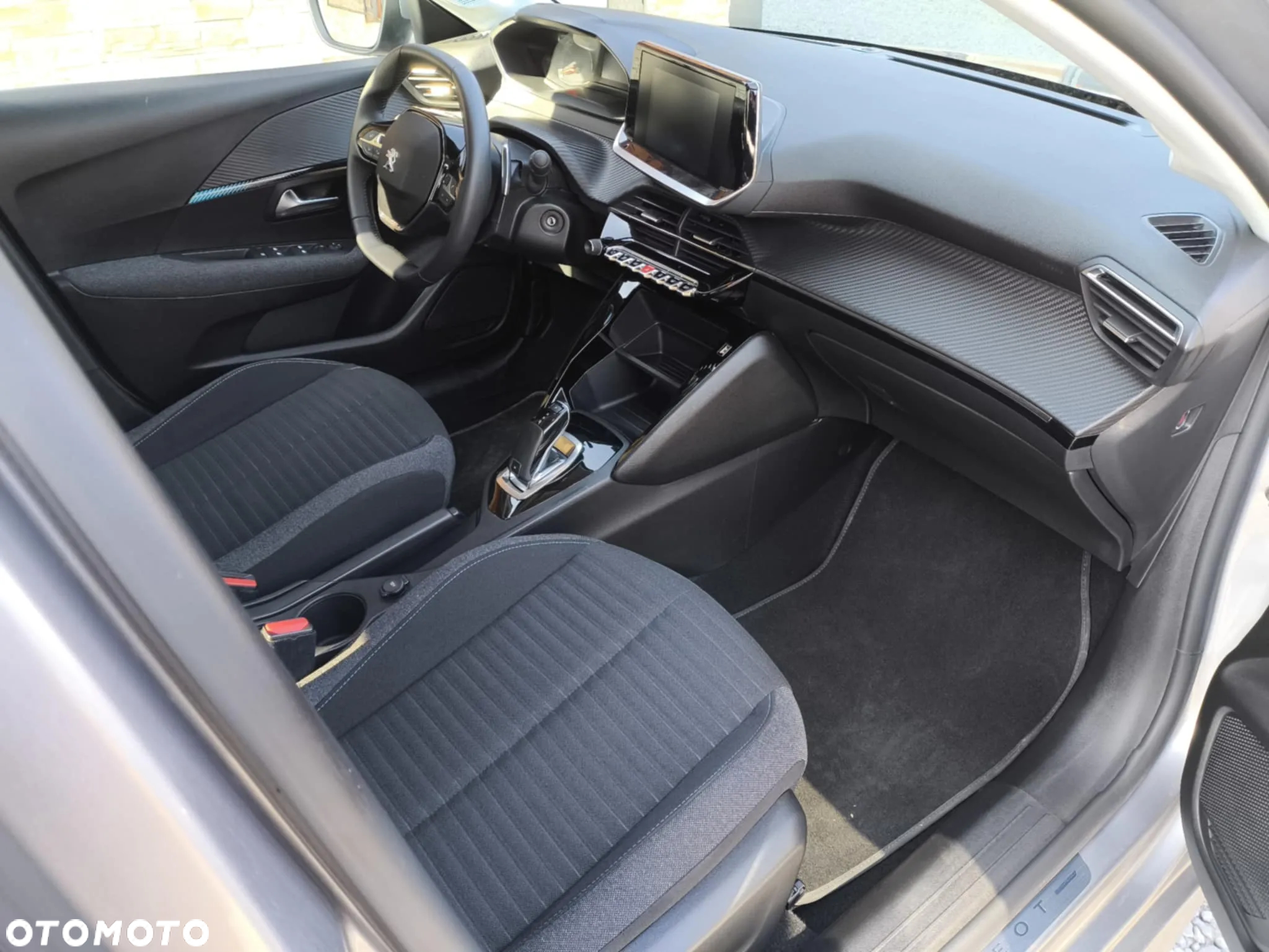 Peugeot 208 PureTech 100 EAT8 Allure Pack - 9