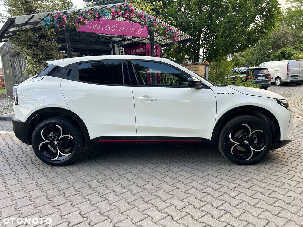 Alfa Romeo Junior 1.2 mHEV Sport Speciale eDCT - 9