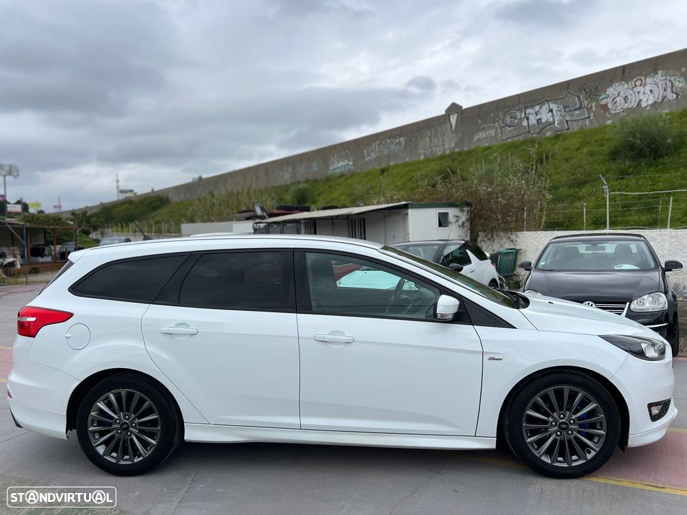 Ford Focus SW 1.5 TDCi ST-Line - 5