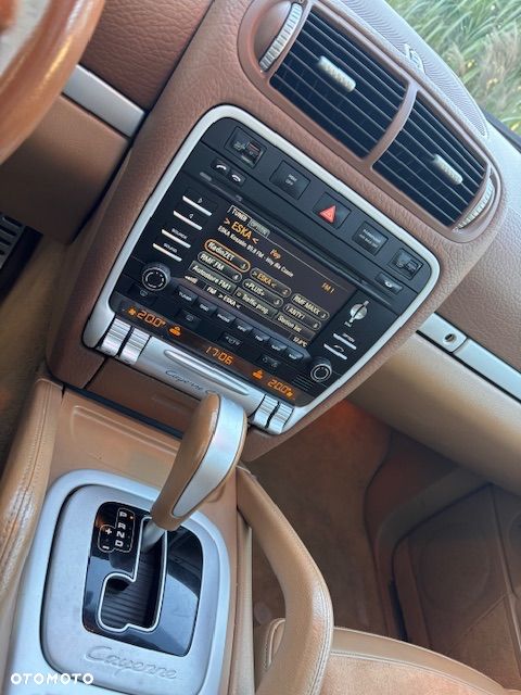 Porsche Cayenne Tiptronic S GTS - 11