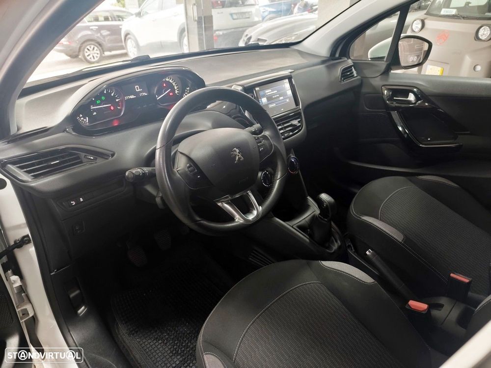 Peugeot 208 1.2 VTi Active - 11