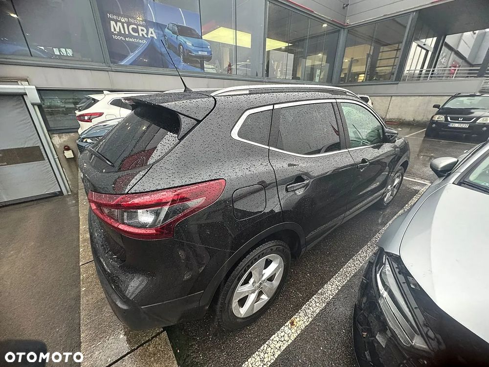 Nissan Qashqai 1.3 DIG-T SHIRO - 35