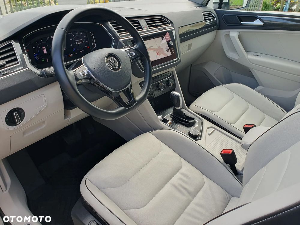 Volkswagen Tiguan 2,0 TSI OPF 4Motion DSG R-Line - 16