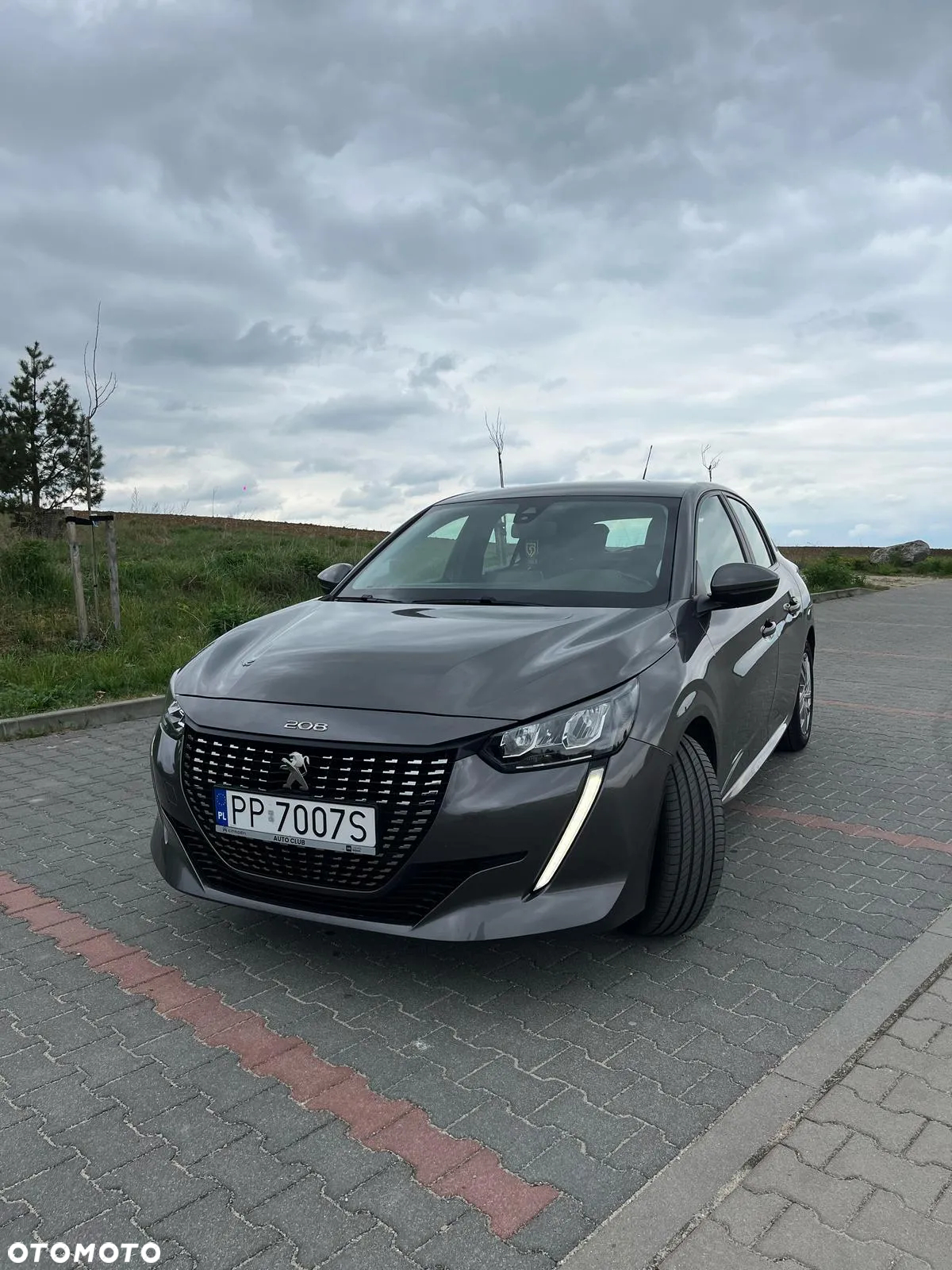 Peugeot 208 1.2 PureTech Allure S&S - 5
