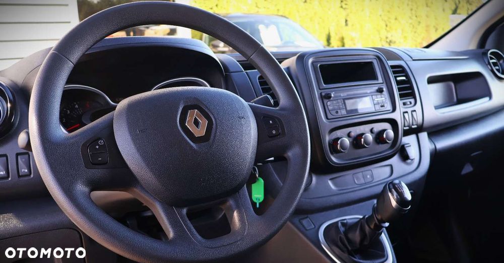 Renault Trafic - 13