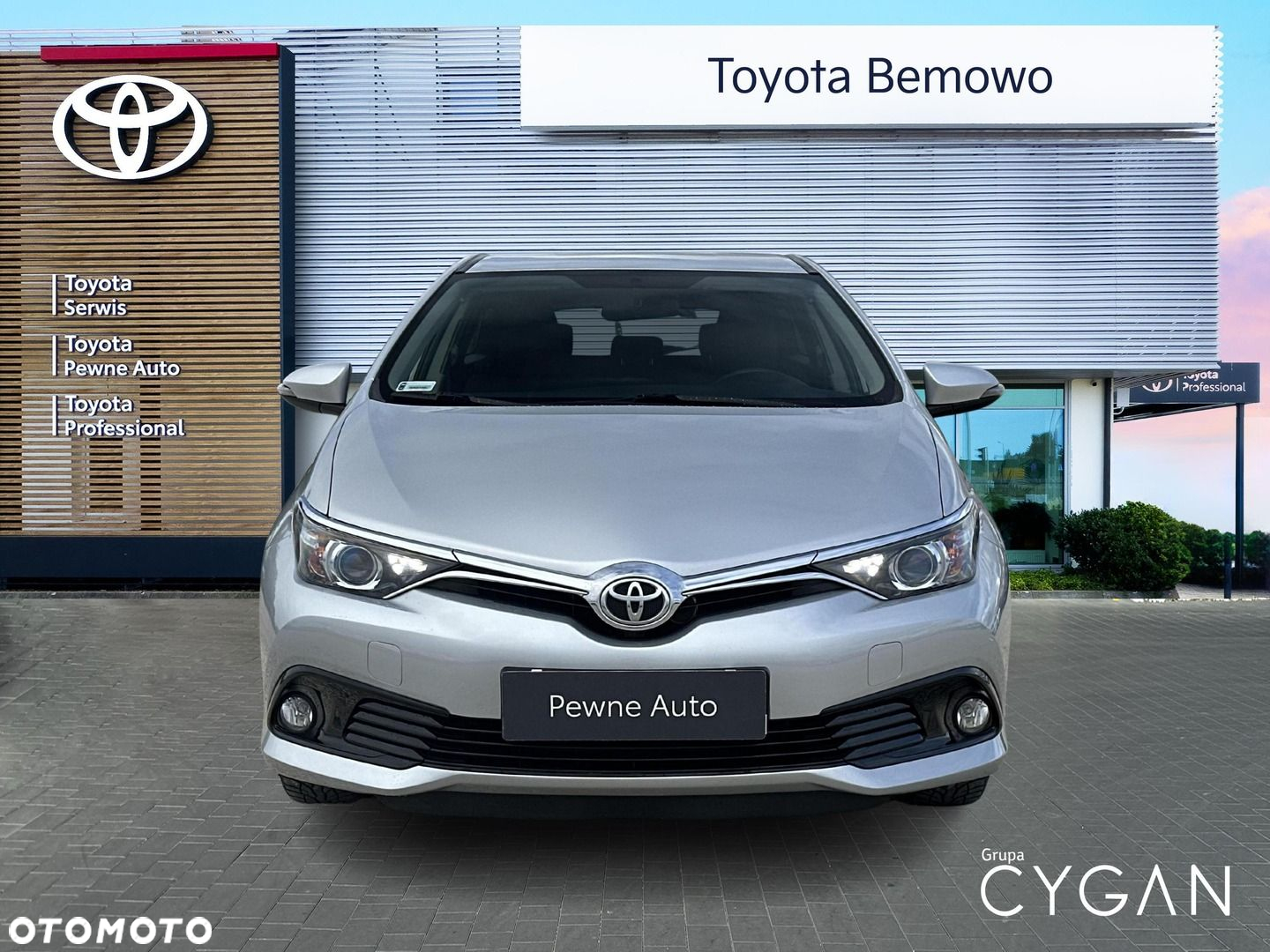Toyota Auris - 4