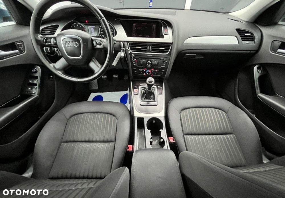 Audi A4 Limousine - 20