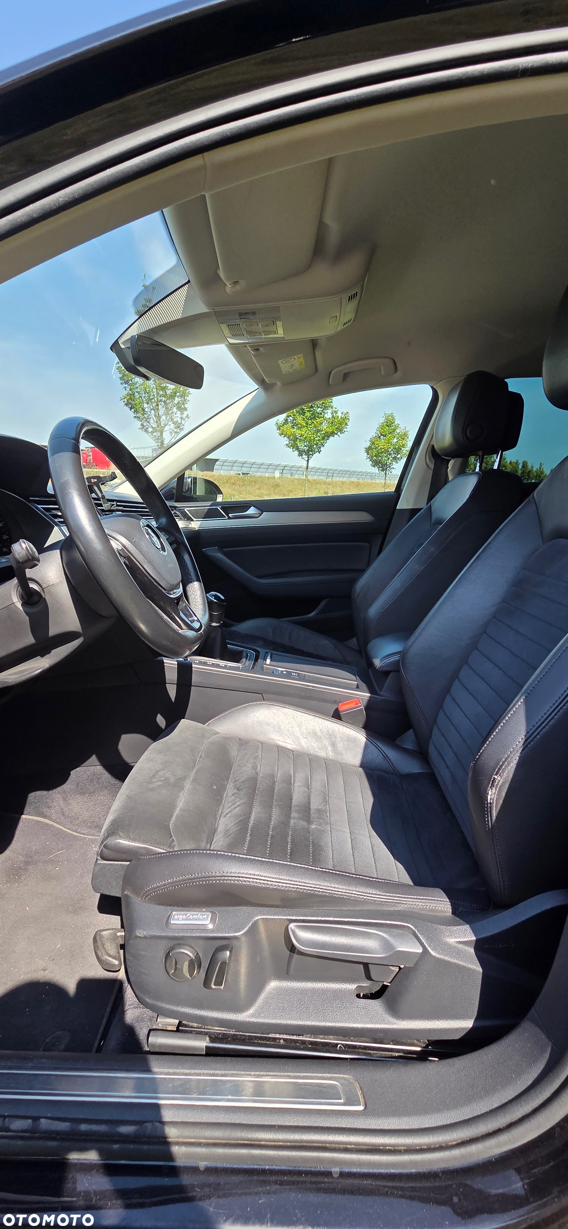 Volkswagen Passat 1.8 TSI BMT Highline - 25