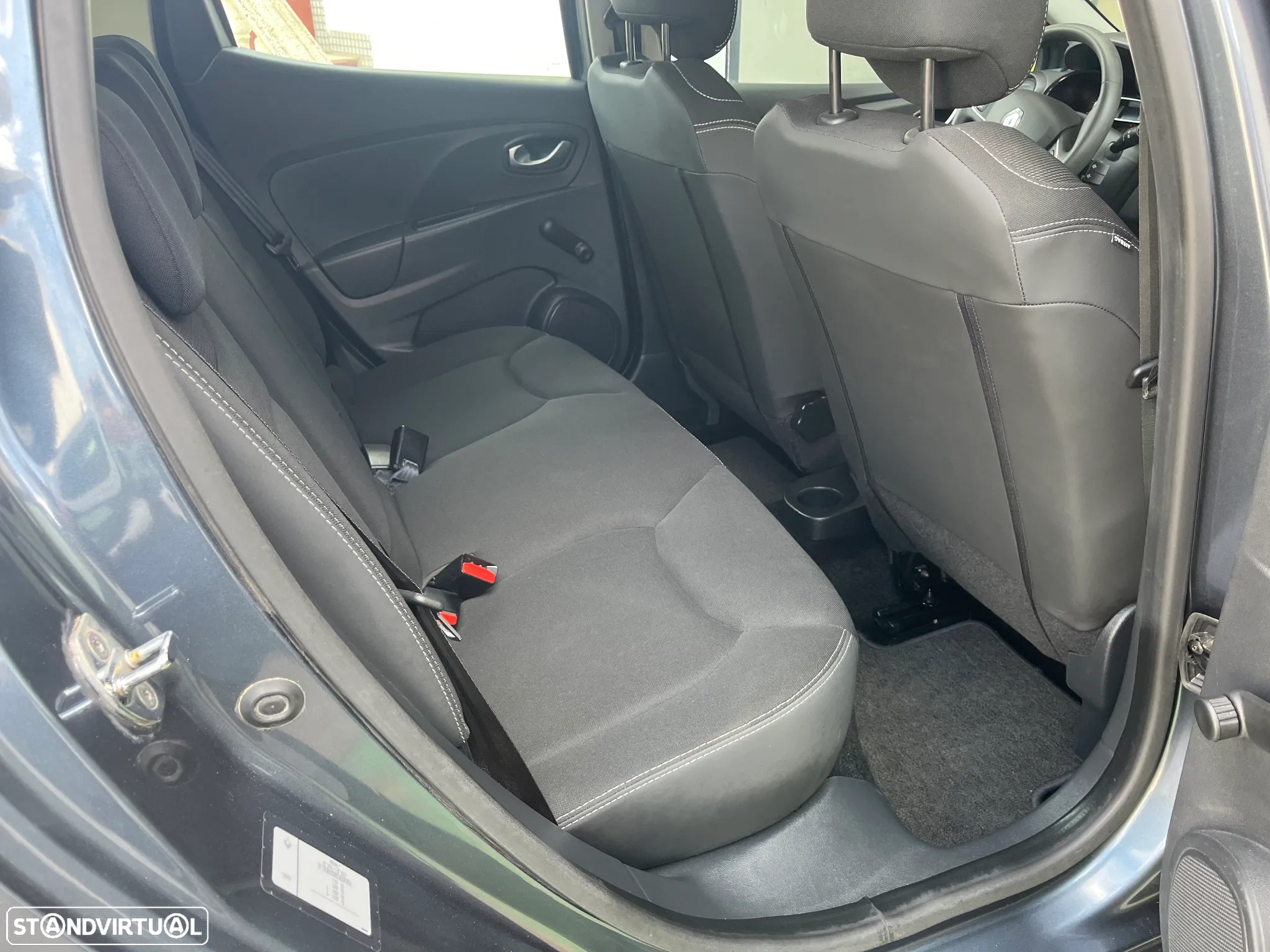 Renault Clio 1.5 dCi Zen - 22