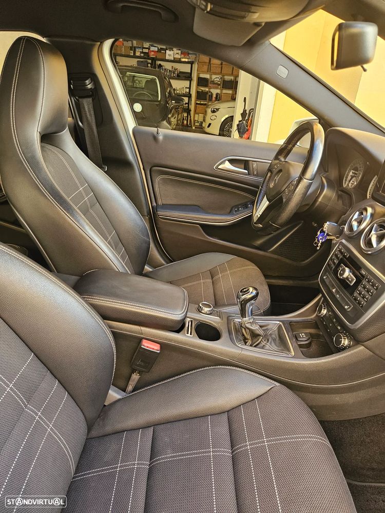 Mercedes-Benz A 180 CDI (BlueEFFICIENCY) Urban - 18