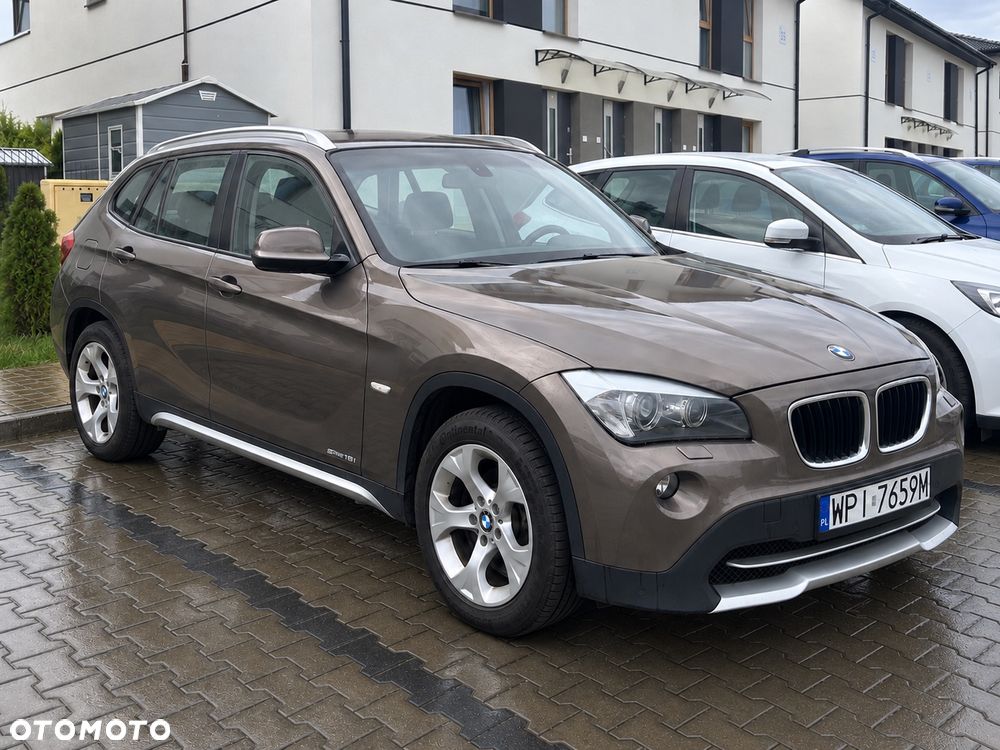 BMW X1 sDrive18i - 1