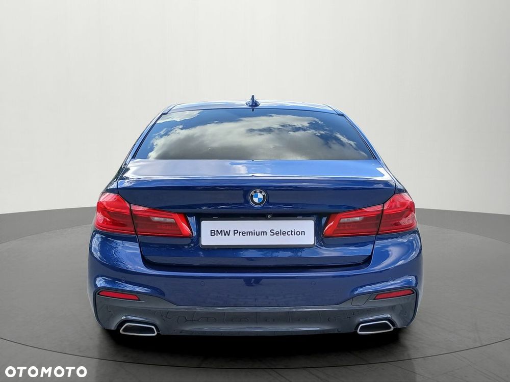 BMW Seria 5 518d M Sport - 7