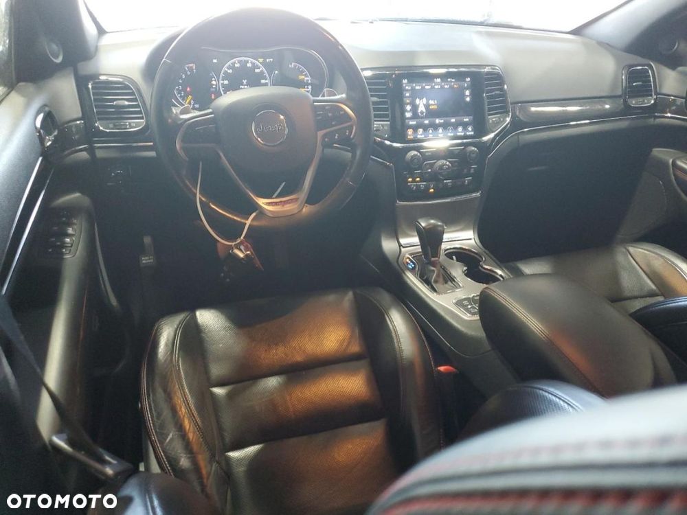 Jeep Grand Cherokee - 6