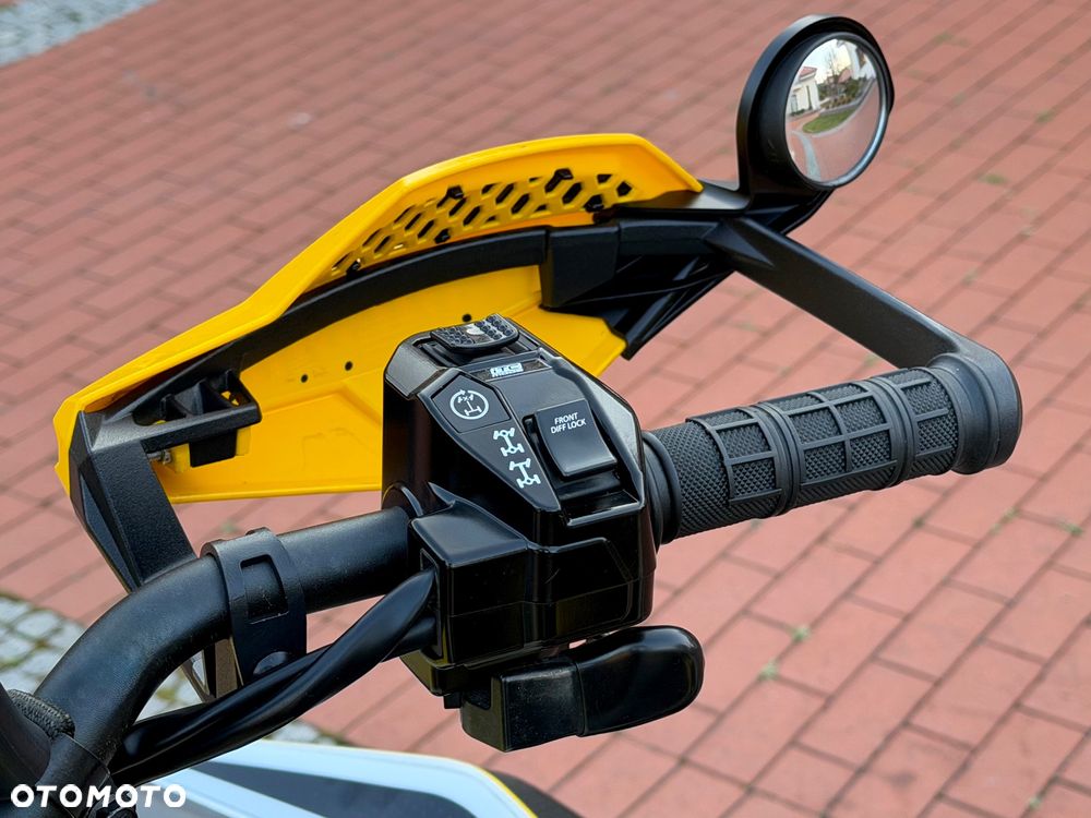 Can-Am Renegade - 19