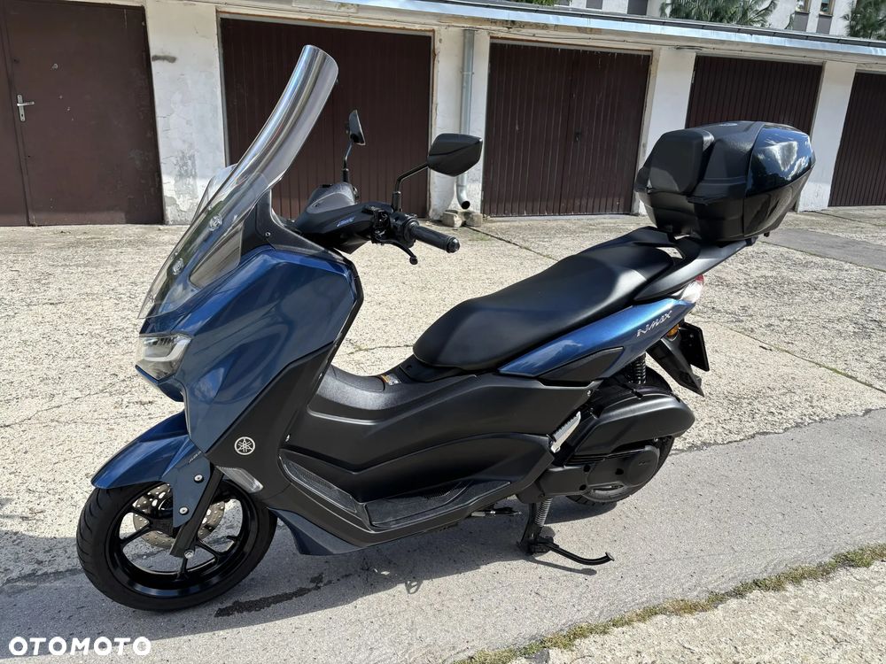 Yamaha NMAX - 10