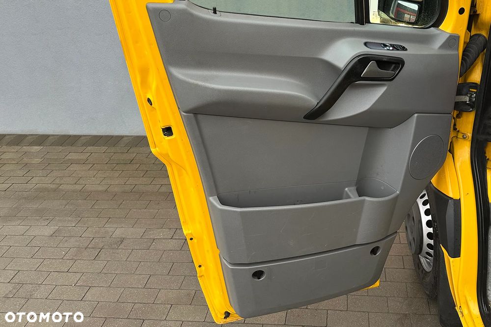 Volkswagen Crafter AUTOBUS - 17