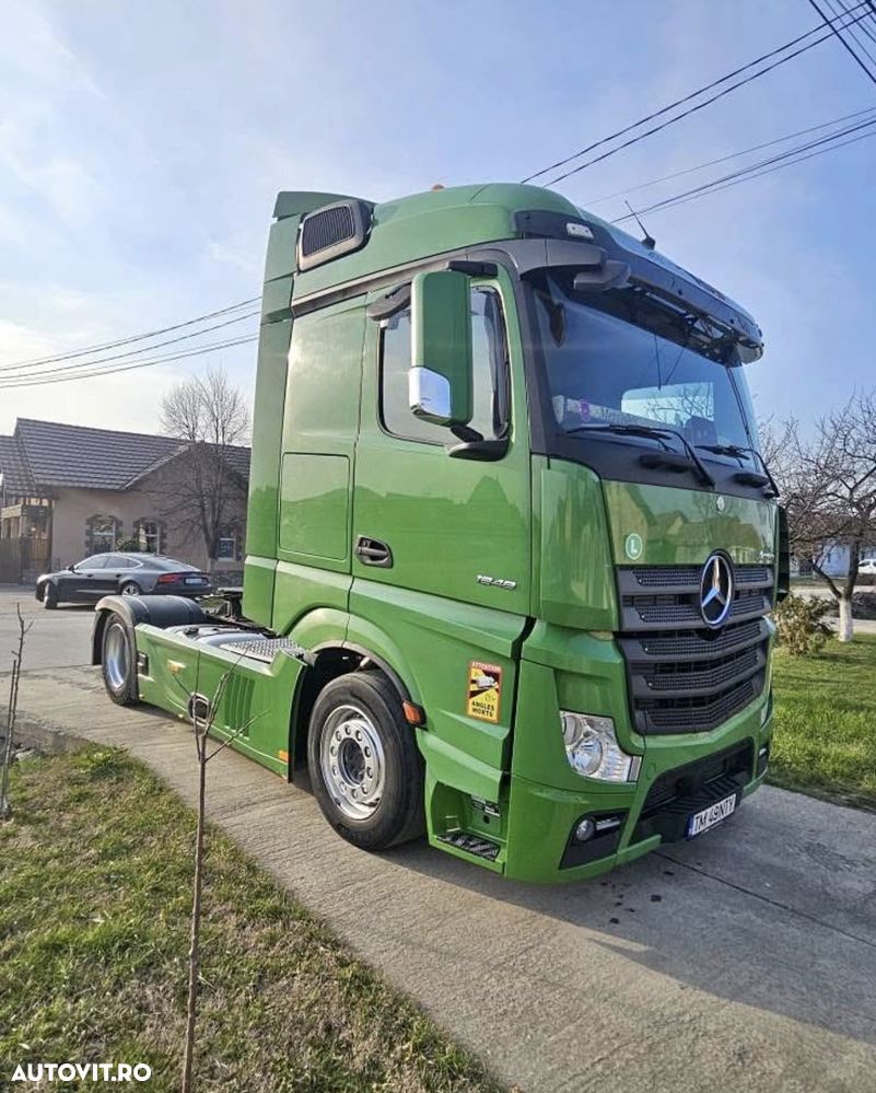 Mercedes-Benz Actros - 1