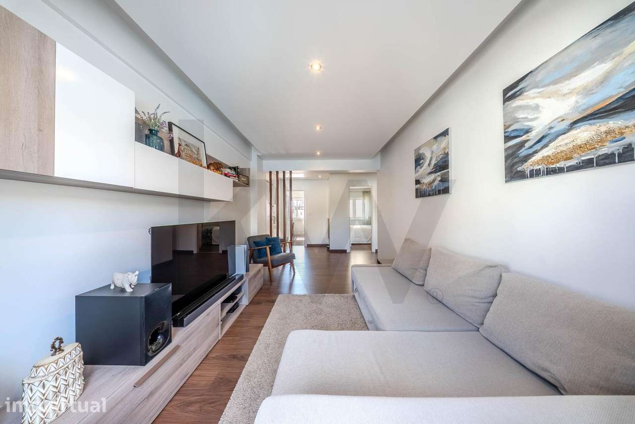 Apartamento T2 remodelado a 5 minutos da estação de Queluz-Belas - Grande imagem: 3/22