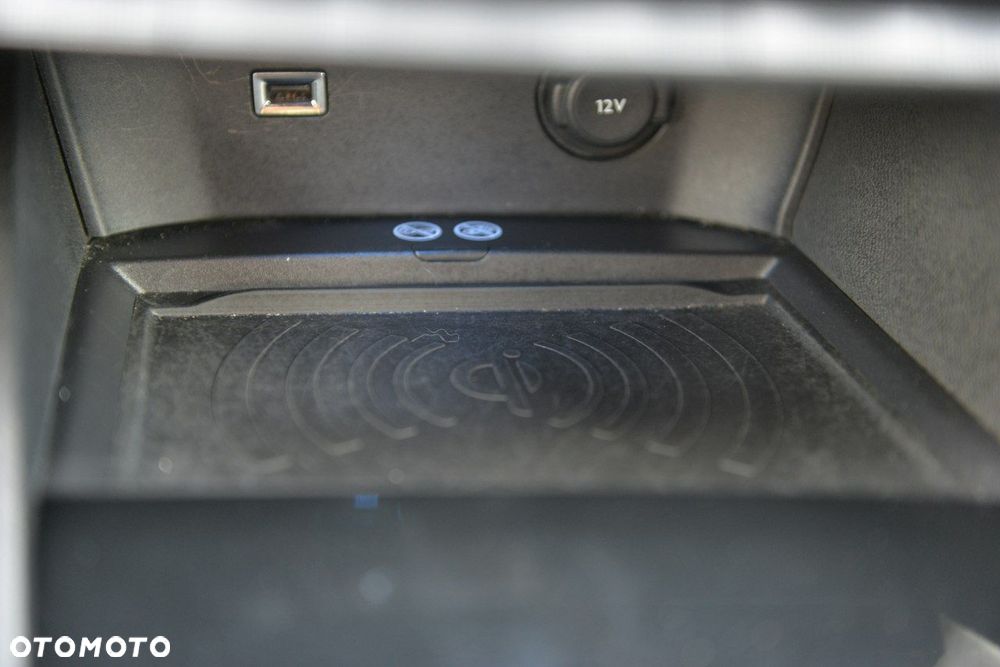 Peugeot 3008 2.0 BlueHDi Allure S&S - 19