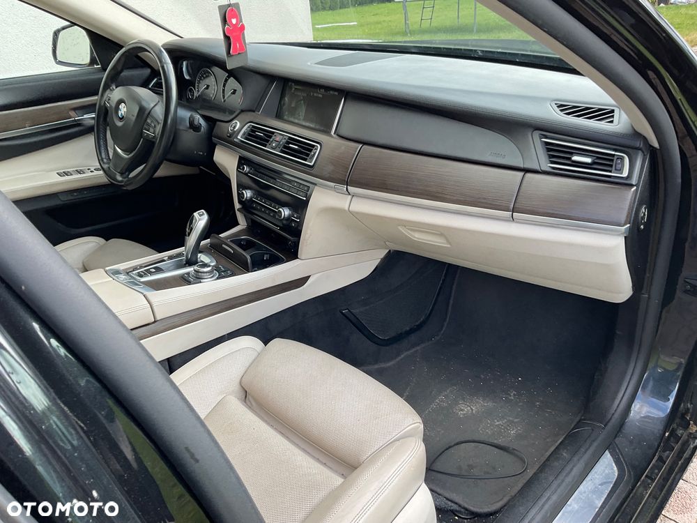 BMW Seria 7 730d BluePerformance Edition Exclusive - 8