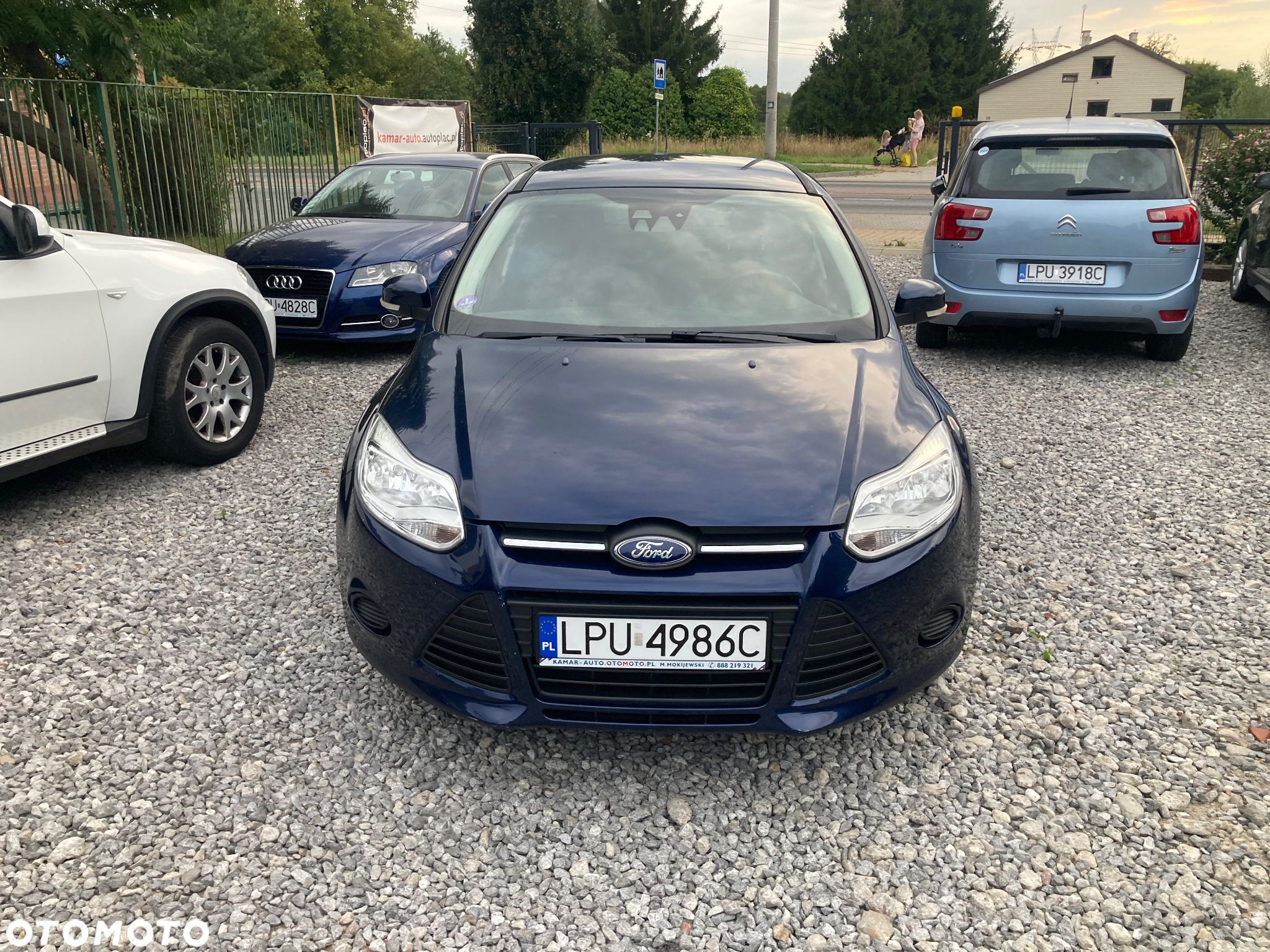 Ford Focus 1.6 Ambiente - 2