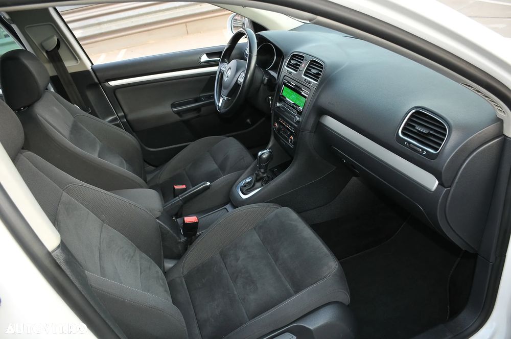 Volkswagen Golf 2.0 TDI DPF DSG Style - 13